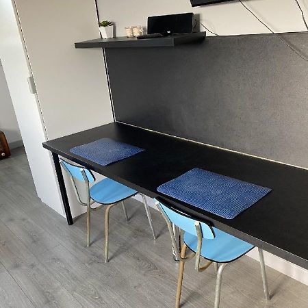 Jolie Studio 10Min Centre Ville Et 300M Quai De Seine Wifi Rouen Buitenkant foto